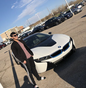 Meet your Posher, Selam ben